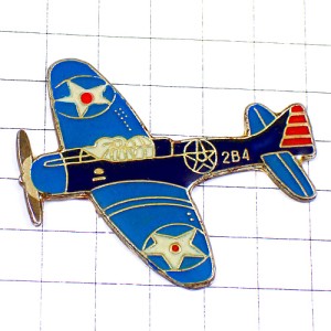 ピンバッジ・アメリカ空軍ミリタリー戦闘機プロペラ飛行機2B4/USAF米軍