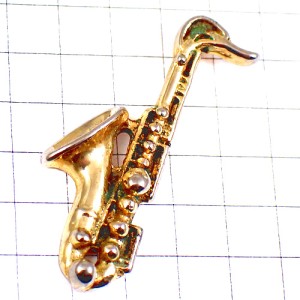 ピンバッジ・サックス楽器ジャズ音楽ゴールド金色サクソフォン SAXOPHONE