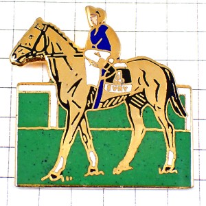 ピンバッジ・競馬ジョッキー騎手４番ゴールド金色