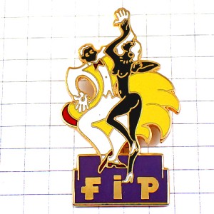 ピンバッジ・ダンス踊りヌードの女の子キャバレー蝶ネクタイのダンサー男 CABARET JAZZ FIP FRANCE