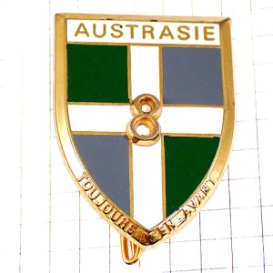 ブローチ・東方の地アウストラシア十字８の紋章 8E-REGIMENT-D-INFANTERIE AUSTRASIE 8RI FRANCE