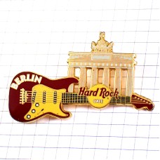 ピンバッジ・ベルリン五輪ギター楽器ブランデンブルク門ドイツ HARD-ROCK-CAFE BERLIN GERMANY