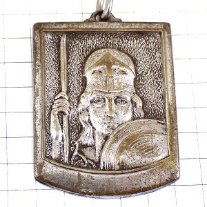 キーホルダー・闘う女性パリ銀色シルバーマリアンヌ