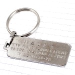 キーホルダー・ルノー車エンブレム銀色シルバーロゴ RENAULT FRANCE