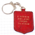 キーホルダー・シムカ車ツバメ燕レザー赤い革製 SIMCA