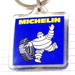 キーホルダー・ミシュラン社ビバンダムくん黒いタイヤと白いキャラクター BIBENDUM MICHELIN FRANCE
