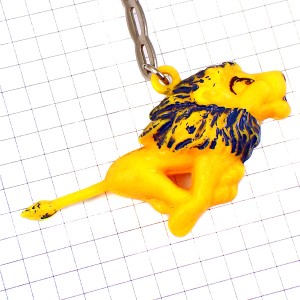 キーホルダー・プジョー黄色いライオン車 PEUGEOT LION FRANCE