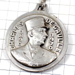 キーホルダー・ドゴール将軍の肖像シルバー銀色ロレーヌ十字トリコロール紋章 GENERAL-DE-GAULLE PRESIDENT WW2 FRANCE
