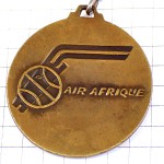 キーホルダー・ゾウ象ライオン紋章スプリングボック動物エールアフリク航空会社ブロンズ色 AIR-AFRIQUE CONGO