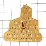 ピンバッジ・ピンク色のパン屋さんの建物