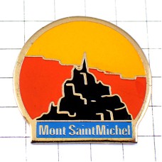 ピンバッジ・モンサンミッシェル修道院と夕日 MONT-SAINT-MICHEL FRANCE ピンバッジ・モンサンミッシェル修道院と夕日 MONT-SAINT-MICHEL FRANCE