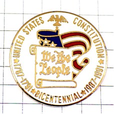 ピンバッジ・アメリカ憲法/USA国旗はためく星条旗 CONSTITUTION WE-THE-PEOPLE FLAG USA