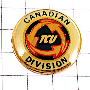 ピンバッジ・カナダ３つの矢印の輪