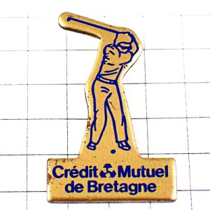 ピンバッジ・ゴルファークラブを振り上げるクレディミュチュエル銀行