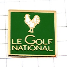 ピンバッジ・ゴルフ場グリーン白いニワトリ雄鶏 GOLF NATIONAL FRANCE
