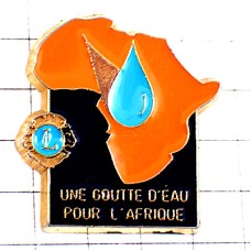 ピンバッジ・アフリカのための一滴の水ライオンズクラブL LIONS-CLUB AFRICA MAP WATER ピンバッジ・アフリカのための一滴の水ライオンズクラブL LIONS-CLUB AFRICA MAP WATER