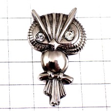 ピンバッジ・フクロウ鳥ミミズク梟シルバー銀色ラインストーン HIBOU OWL