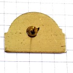 ピンバッジ・トマト野菜パスタ