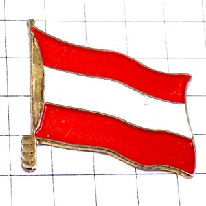 ピンバッジ・オーストリア国旗はためく AUSTRIA FLAG