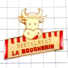 ピンバッジ・笑顔の白い牛ウシお肉屋さんのレストラン LA-BOUCHERIE RESTAURANT FRANCE