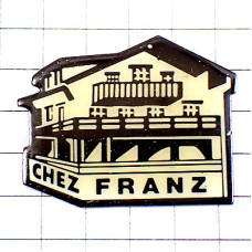 ピンバッジ・フランツの家レストラン山小屋風 CHEZ-FRANZ SWISS RESTAURANT CHALET ピンバッジ・フランツの家レストラン山小屋風 CHEZ-FRANZ SWISS RESTAURANT CHALET