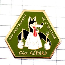 ピンバッジ・お腹をすかせた狼オオカミ食事レストラン店ナイフとフォーク WOLF CHEZ-GERARD FRANCE