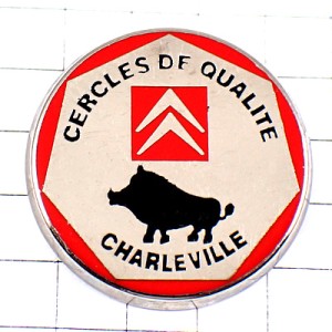 ピンバッジ・シトロエン車イノシシ猪ロゴ赤いエンブレム