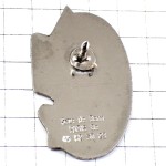 ピンバッジ・シカゴのピザパイ会社アルファベット赤いＣ CHICAGO PIZZA FACTORY USA