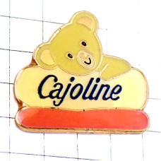 ピンバッジ・クマのぬいぐるみ熊ヤシの木 CAJOLINE TEDDY-BEAR FRANCE