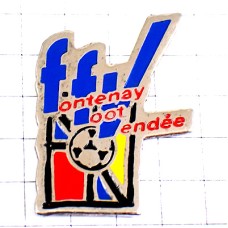 お買得ピンバッジ・ピンズ・サッカーボール球 お買得ピンバッジ・ピンズ・サッカーボール球