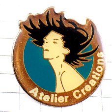 ピンバッジ・黒髪のカットモデル女の子 ATELIER-CREATIONS HAIRDRESSER FRANCE ピンバッジ・黒髪のカットモデル女の子 ATELIER-CREATIONS HAIRDRESSER FRANCE