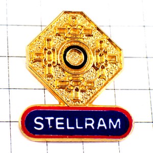 ピンバッジ・金色の機械パーツ部品ゴールド