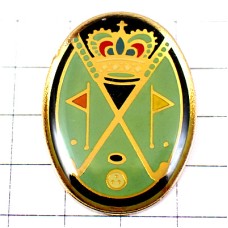 ピンバッジ・ゴルフ場と王冠グリーンのホール球と旗 CROWN GOLF