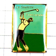 ピンバッジ・ゴルファー選手クラブを振り回すゴルフ場グリーン LA-SOULETTE GOLF FRANCE