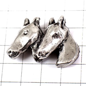 ピンバッジ・馬２頭シルバー銀色