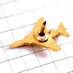 ピンバッジ・戦闘機ゴールド金色ミリタリー飛行機立体型