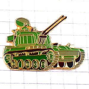 ピンバッジ・カーキ迷彩色の対空砲ミリタリー戦車