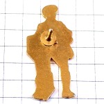 ピンバッジ・ヤマハ船エンジンモーター水着の女の子