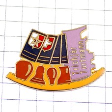 ピンバッジ・スイスのカウベル鐘 ピンバッジ・スイスのカウベル鐘