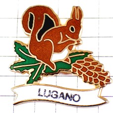 ピンバッジ・リス栗鼠とタネ種 LUGANO SQUIRREL SWISS ピンバッジ・リス栗鼠とタネ種 LUGANO SQUIRREL SWISS
