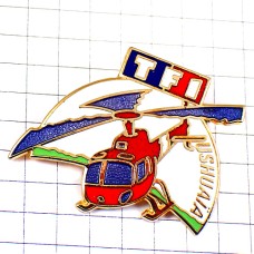 ピンバッジ・赤いヘリコプターで取材ウシュアイア航空機TV番組TF1 ピンバッジ・赤いヘリコプターで取材ウシュアイア航空機TV番組TF1