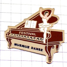 ピンバッジ・グランドピアノ音楽楽器バレエ踊りバレリーナ BALLET DANSE FESTIVAL FRANCE