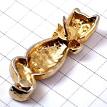 ピンバッジ・猫ネコ赤い目ラインストーン金色ゴールド