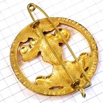 ブローチ・フランス軍ミリタリー中世の騎士の甲冑ゴールド金色 CAVALERIE FRANCE
