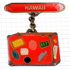 ピンバッジ・ハワイ赤いスーツケース旅行鞄カイロやニューヨーク HAWAI SUITCASE #BIG ピンバッジ・ハワイ赤いスーツケース旅行鞄カイロやニューヨーク HAWAI SUITCASE #BIG