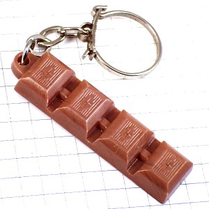 キーホルダー・粒チョコレート４個