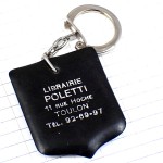 キーホルダー・羽根ペン本トゥーロンの本屋さん革製レザー