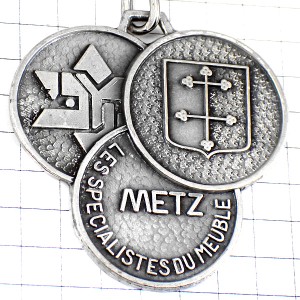 キーホルダー・ロレーヌ十字３つのメダル