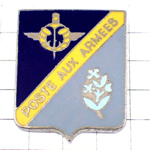 ピンバッジ・剣や翼や花の紋章ミリタリーフランス軍