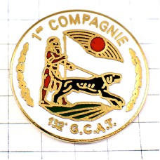 ピンバッジ・第132歩兵大隊フランス軍と犬ミリタリー 132E-REGIMENT-D-INFANTERIE-CYNOTECHNIQUE 132RIC FRANCE ピンバッジ・第132歩兵大隊フランス軍と犬ミリタリー 132E-REGIMENT-D-INFANTERIE-CYNOTECHNIQUE 132RIC FRANCE